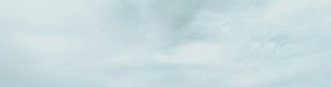 WHO RUNS THE WORLD? MUMS. - SUNNYLiFE US