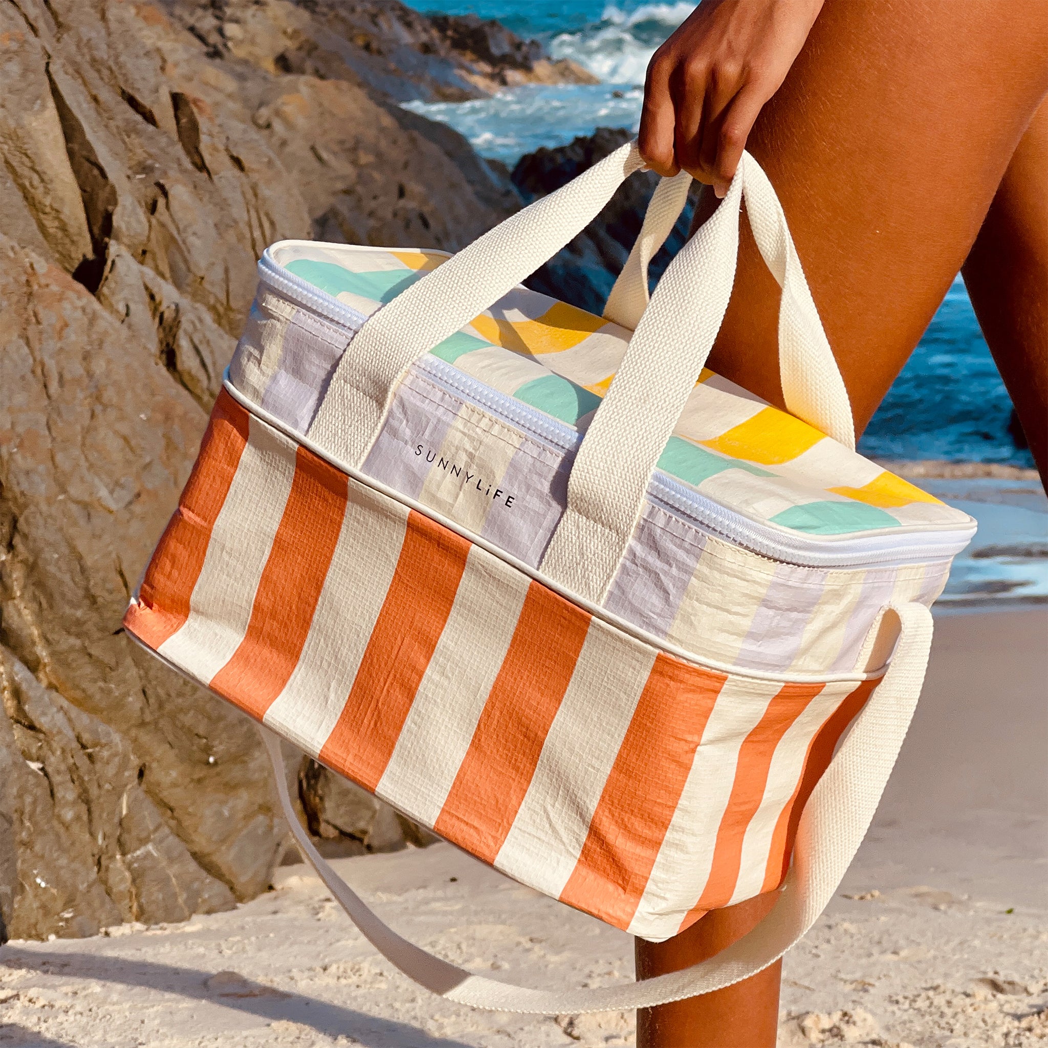 Sunnylife Light Cooler Bag In La Palma Sage Stipe