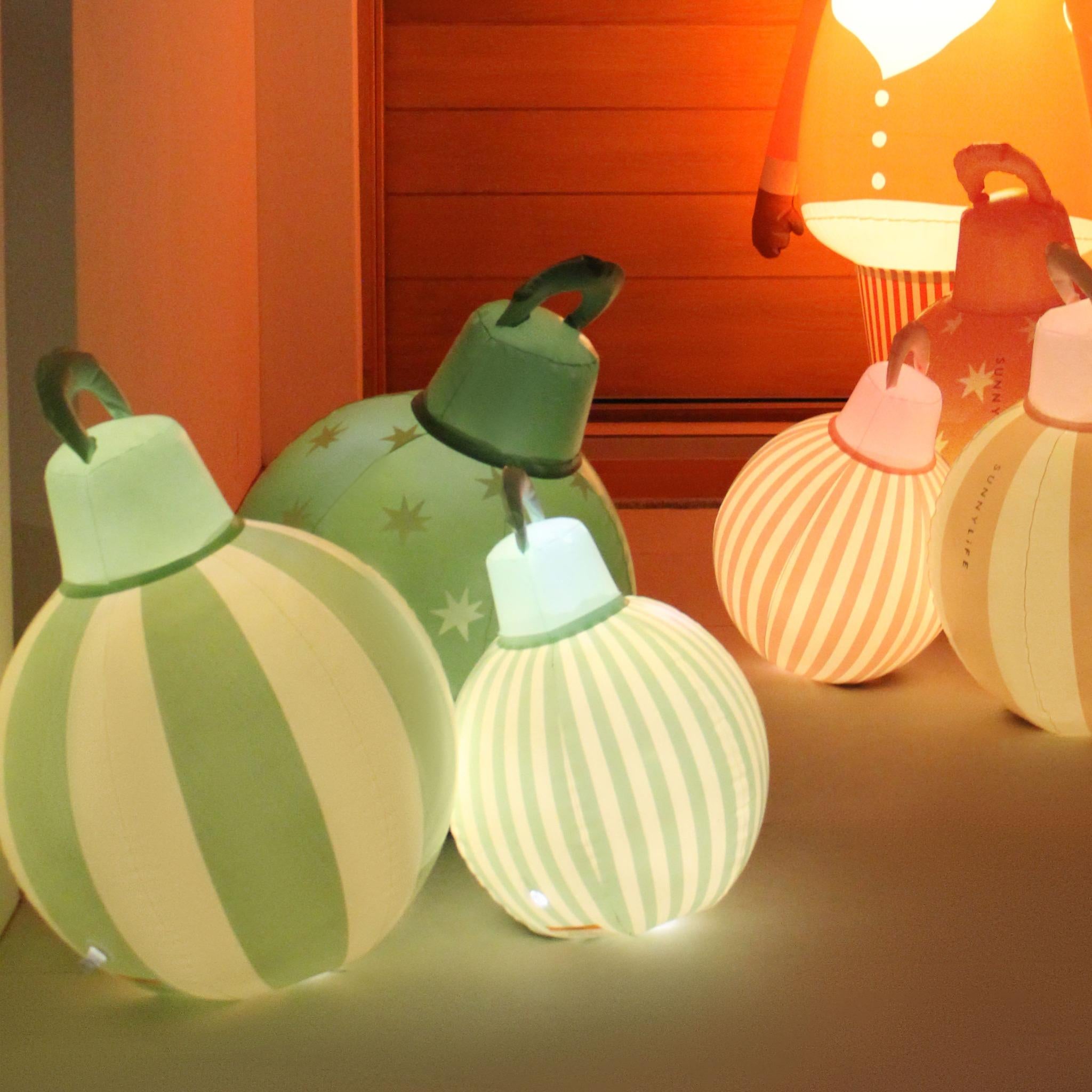 Light Up Christmas Baubles Green Set of 3