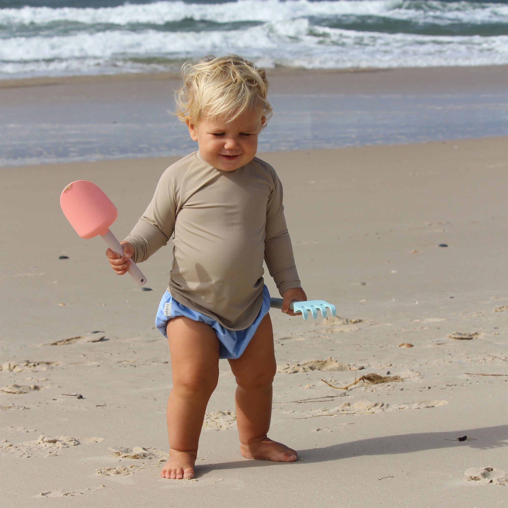 Sand Spade & Rake - Apple Sorbet