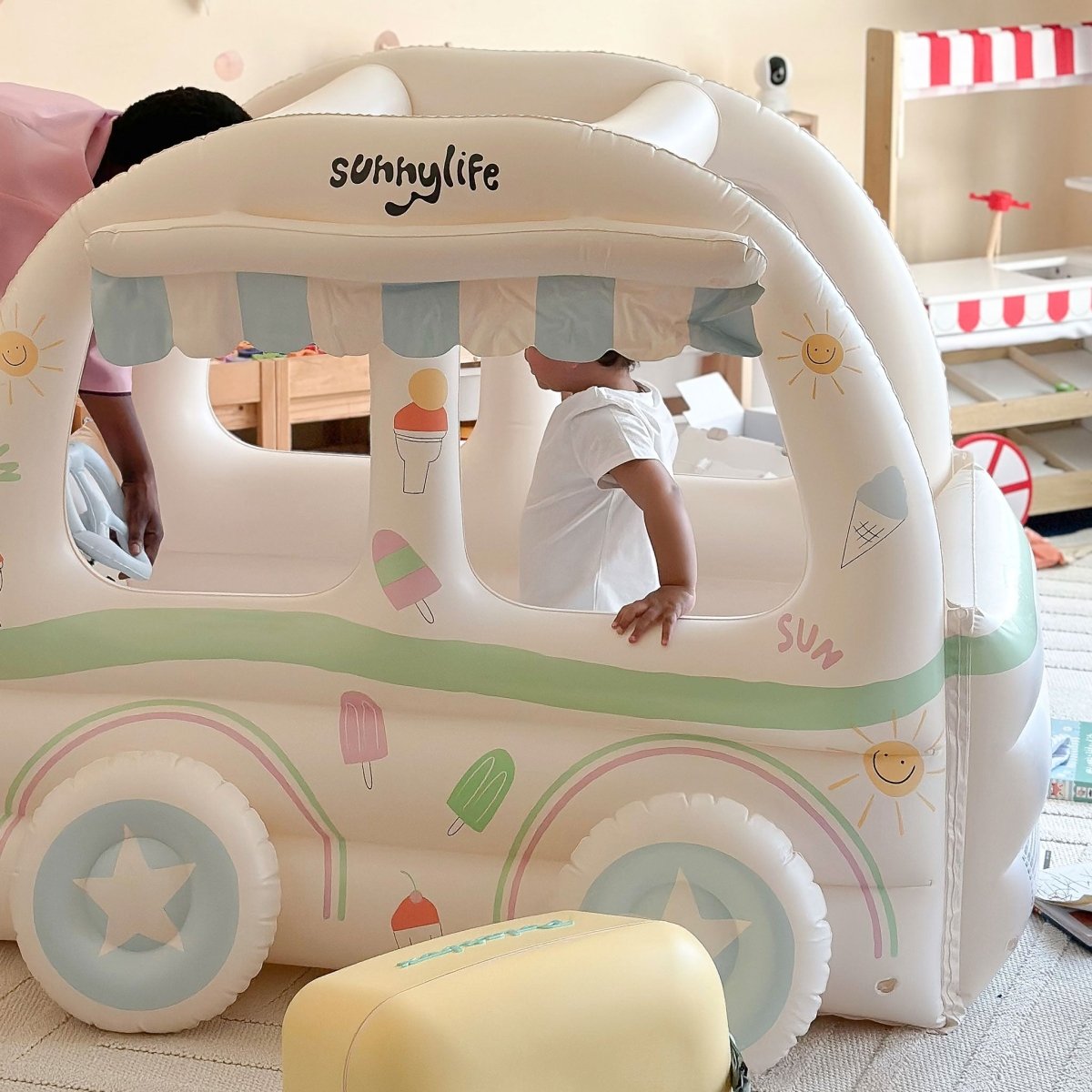 Inflatable Cubby - SUNNYLiFE US