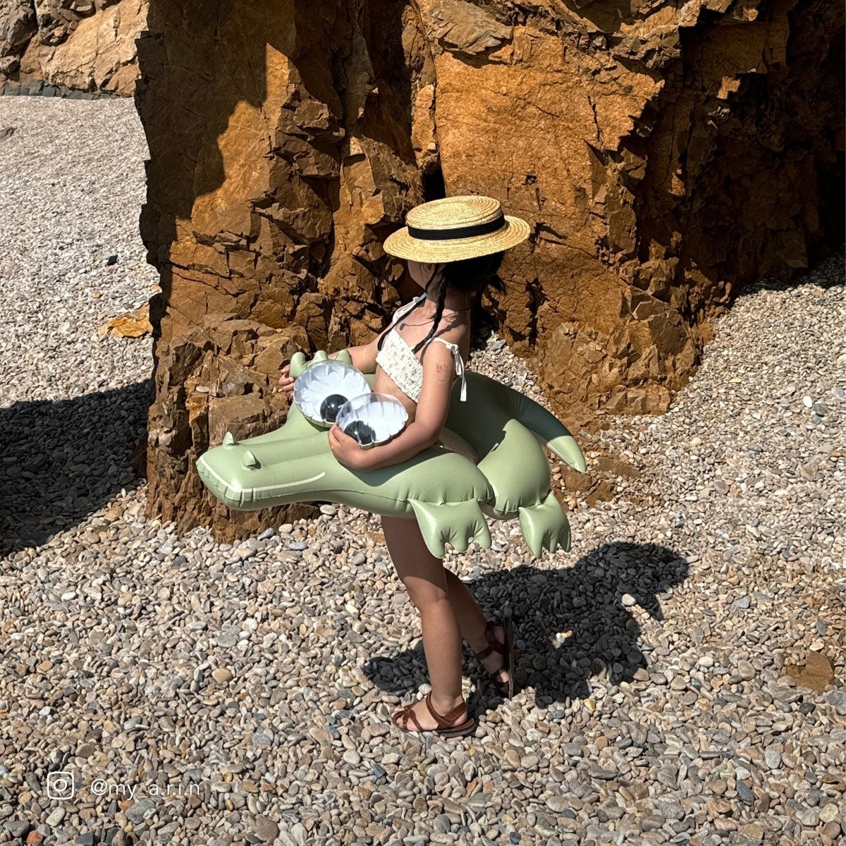 Kids Tube Pool Ring - Cookie the Croc - SUNNYLiFE US