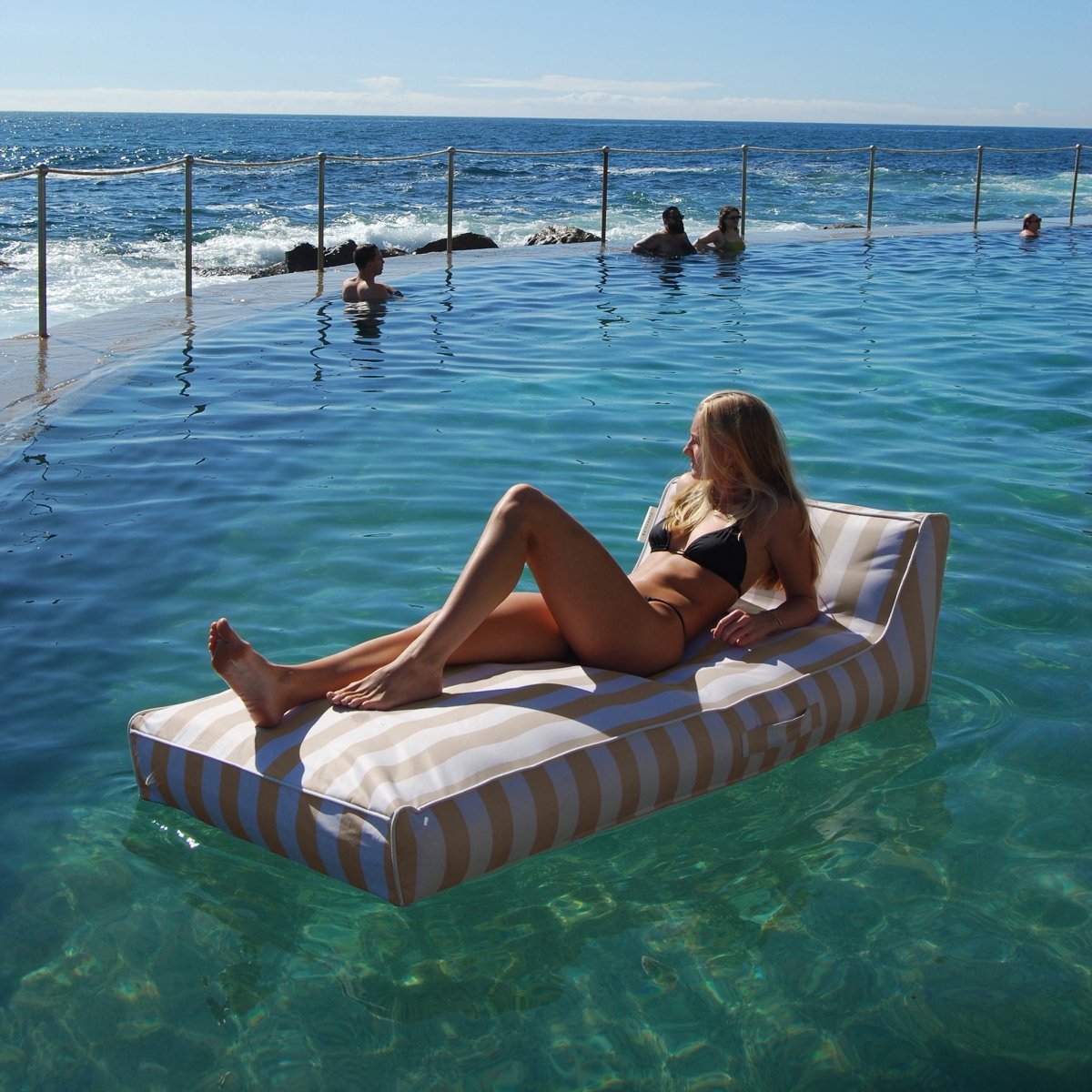 Luxe Lie - On Lounger - Oyster - SUNNYLiFE US