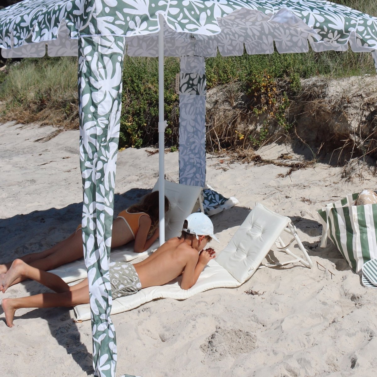 Reclining Beach Chair - Casa - SUNNYLiFE US