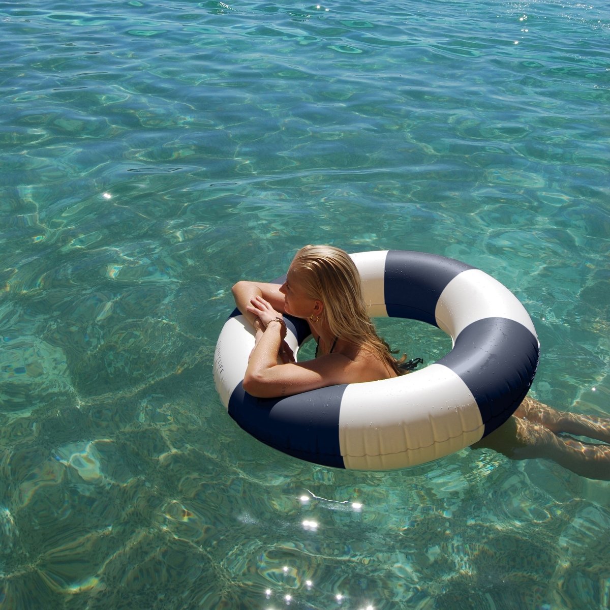 Slim Tube Pool Ring - Le Weekend - SUNNYLiFE US