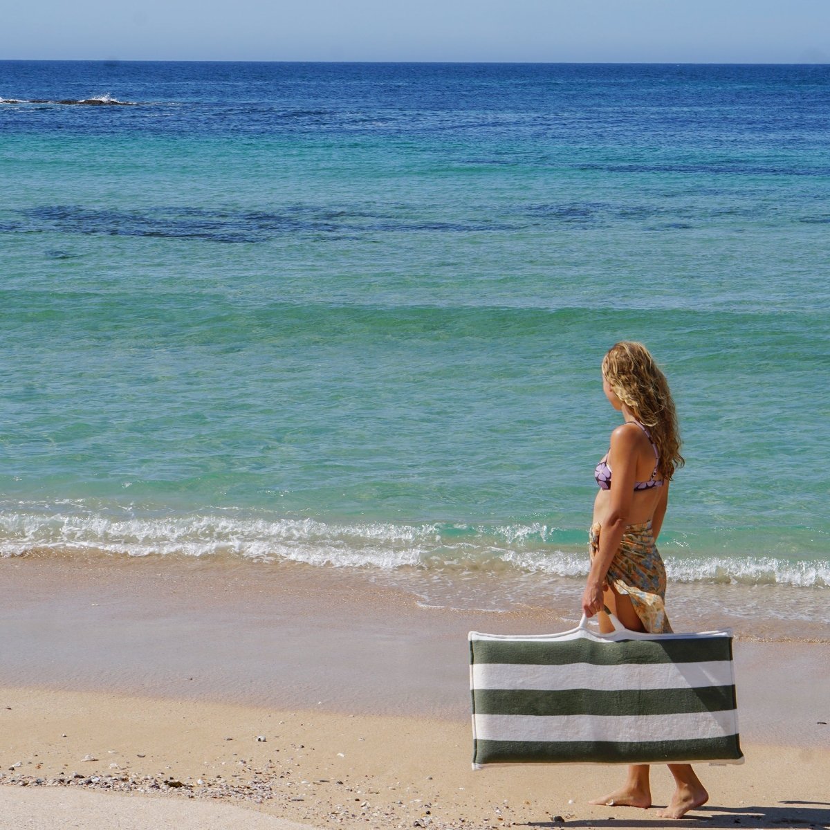 Terry Travel Lounger - The Vacay - SUNNYLiFE US