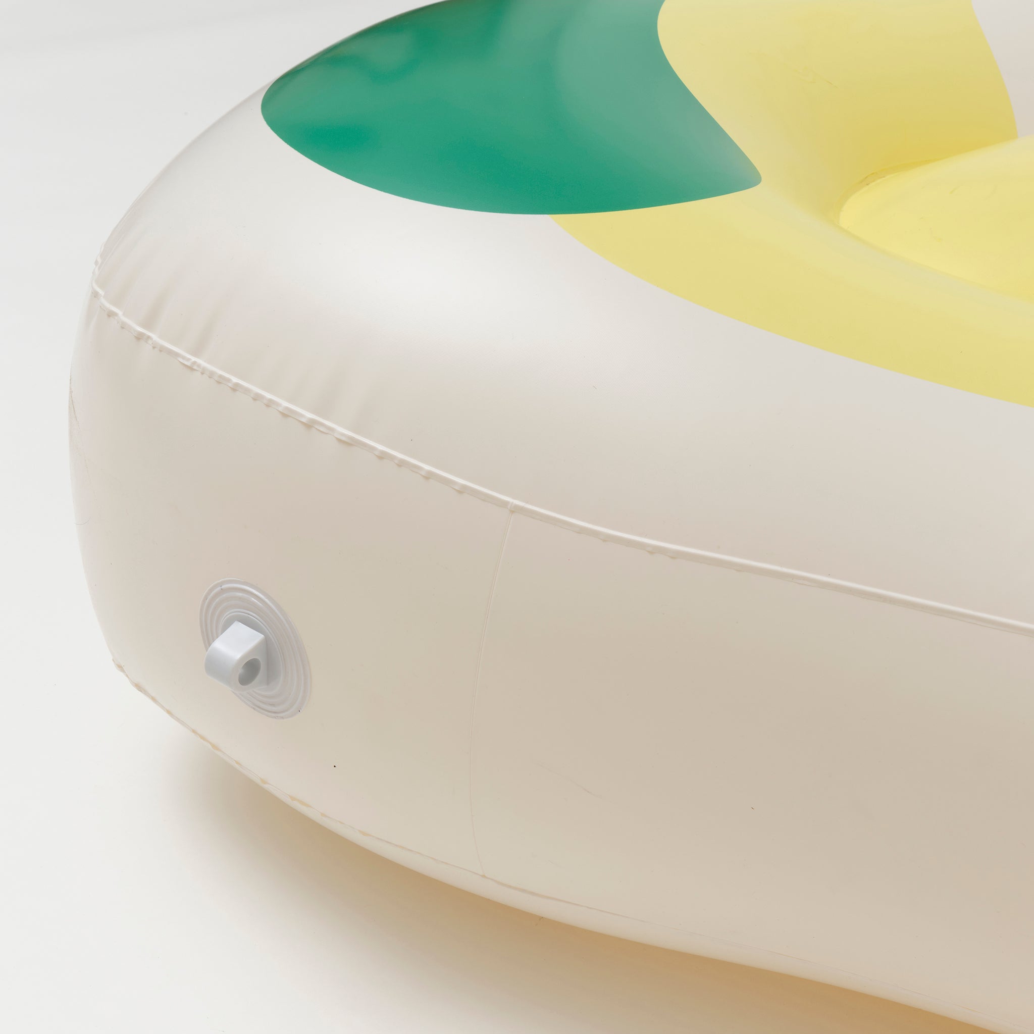 SUNNYLiFE | Luxe Lie-On Float | Limon Butter