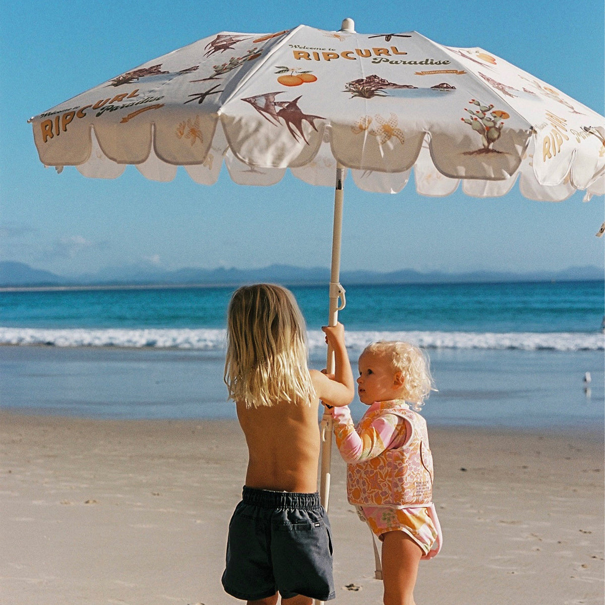Rip Curl Beach Collection | SUNNYLiFE