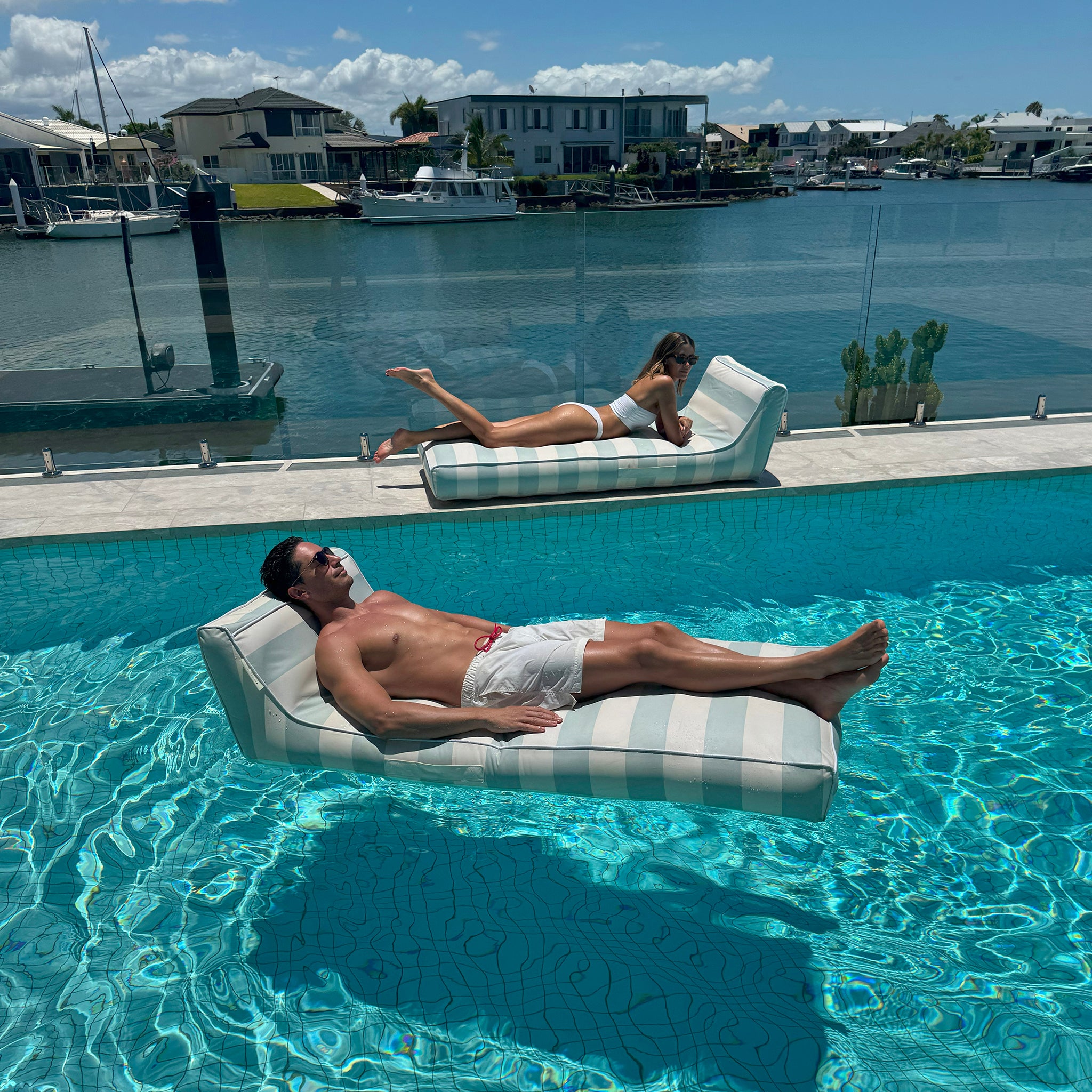 Luxe Lie-On Lounger - Lazy Days