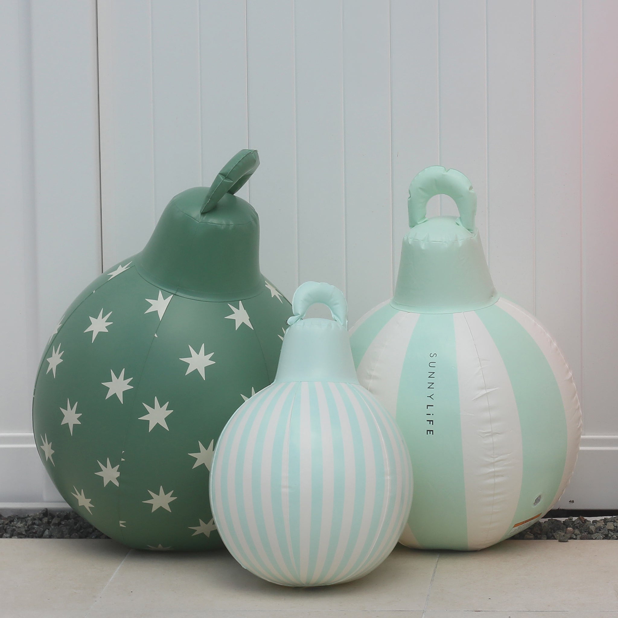 Light Up Christmas Baubles Green Set of 3