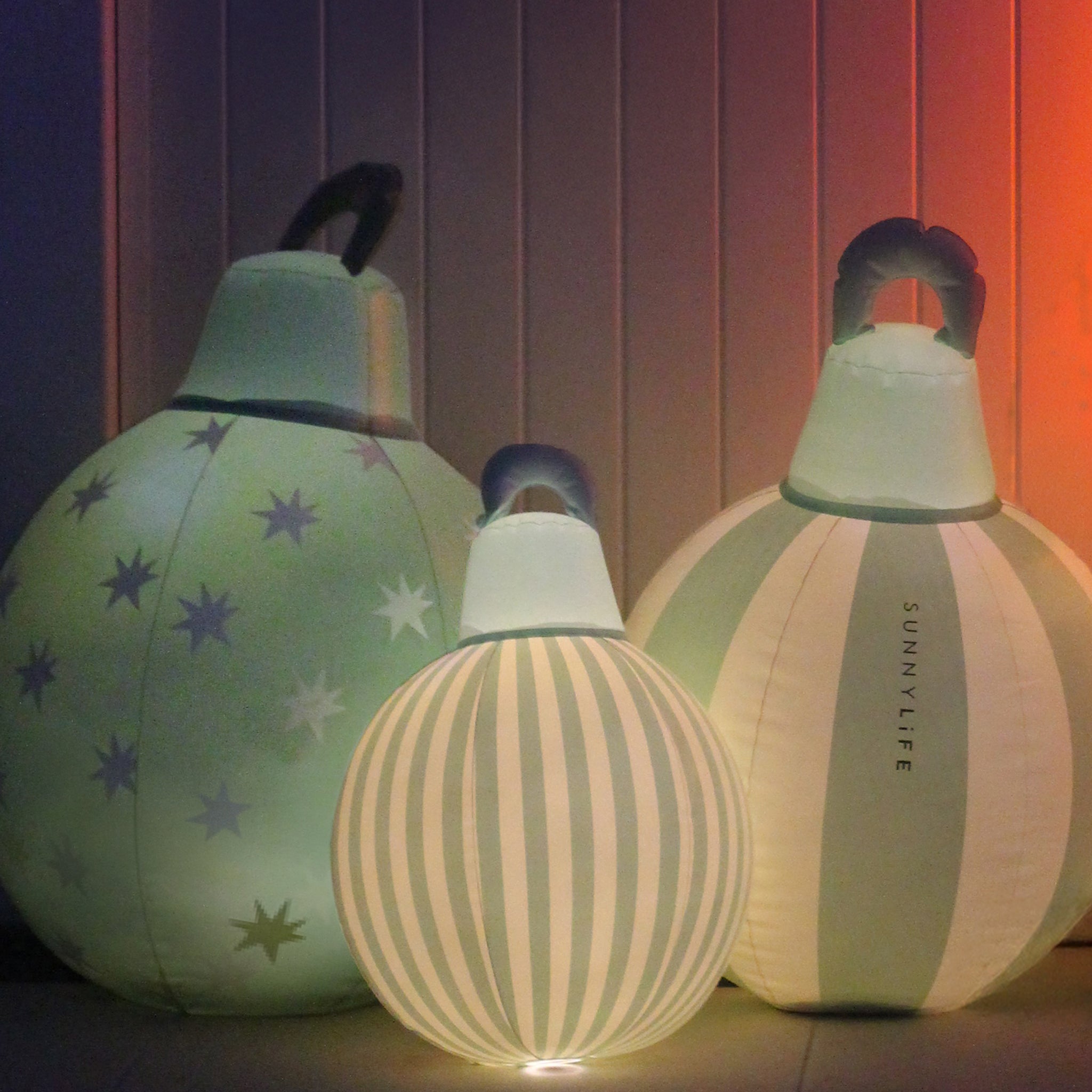 Light Up Christmas Baubles Green Set of 3