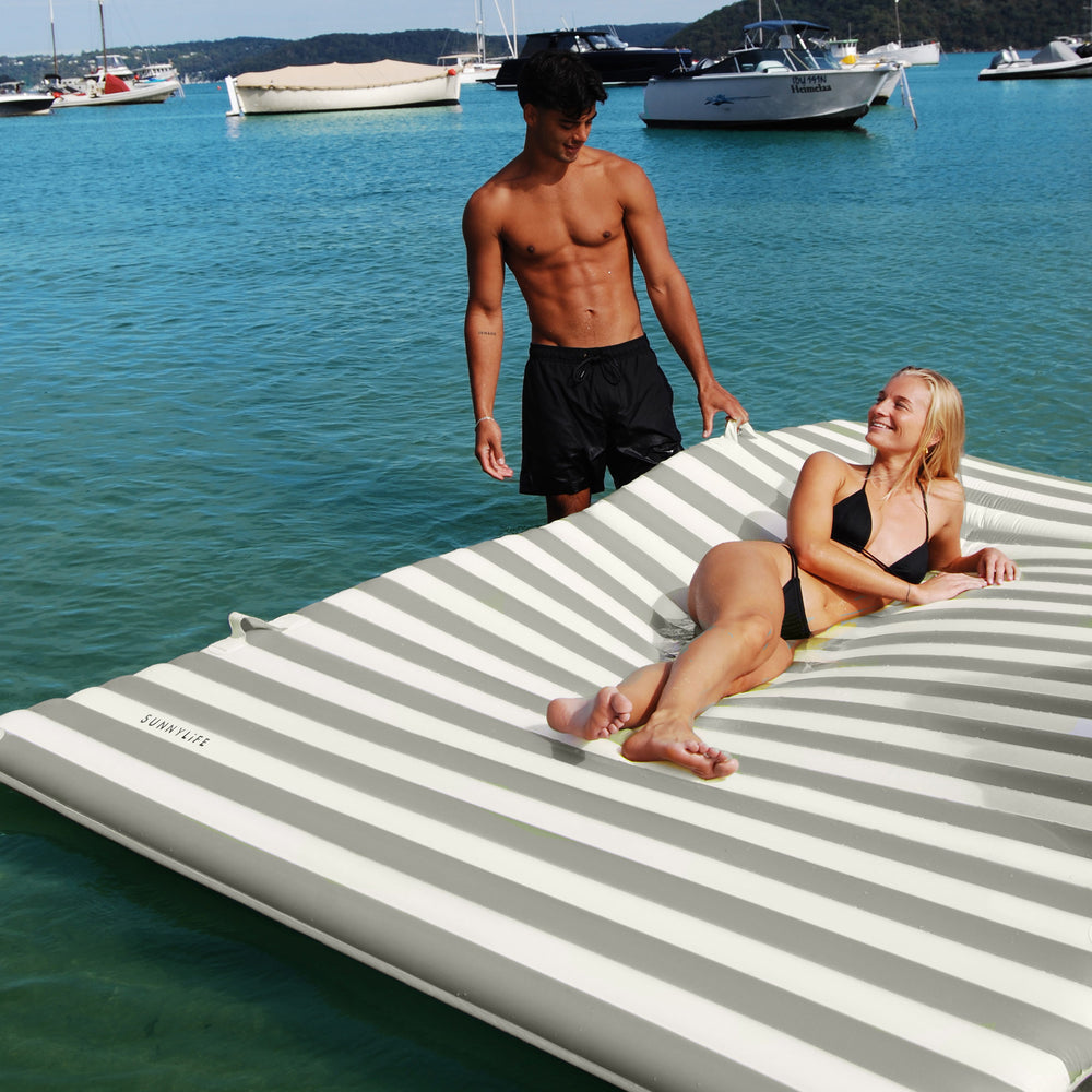 Party Pad Float