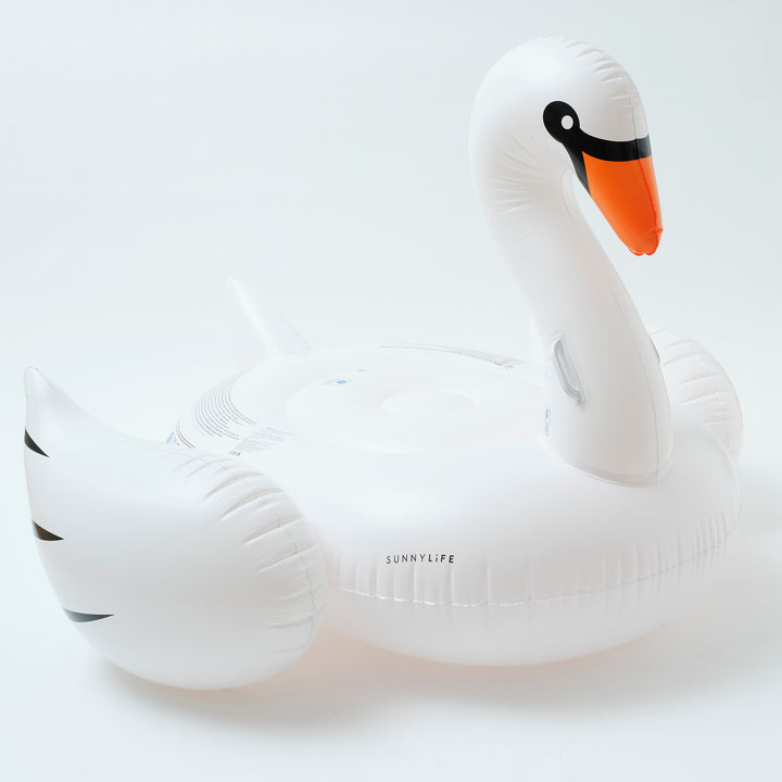 Original Luxe Ride-On Float Swan | The Resort White on White