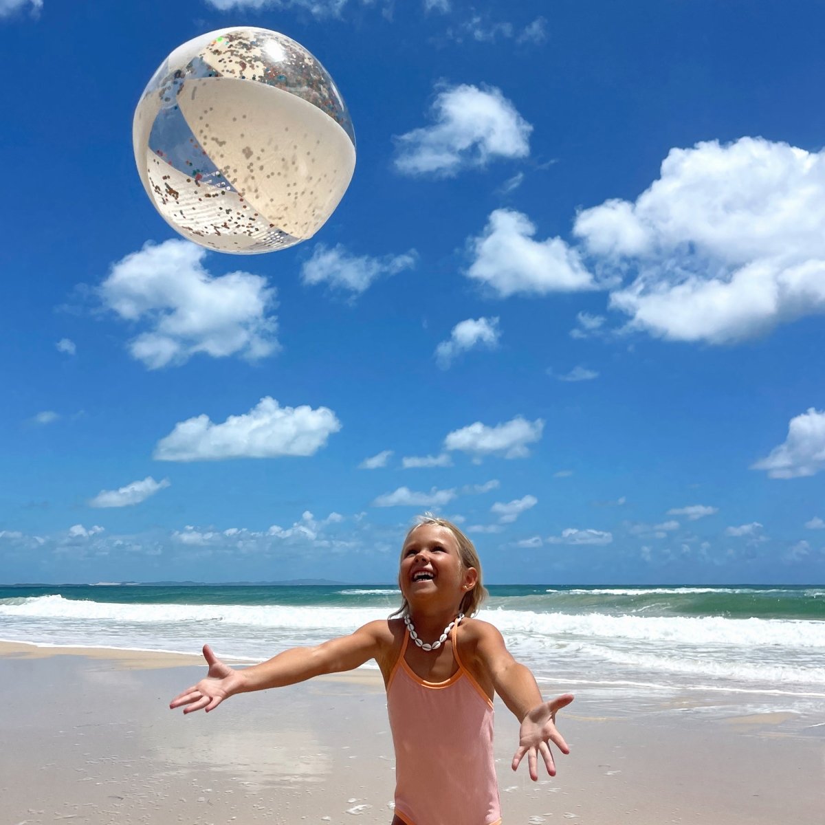 Inflatable Beach Ball - Cotton Candy - SUNNYLiFE US