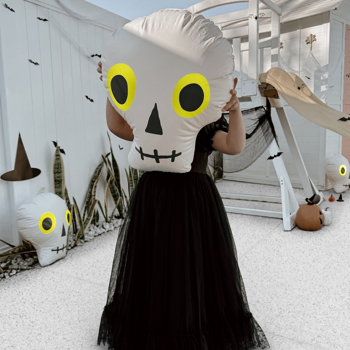 Inflatable Hanging Skulls Halloween Set - SUNNYLiFE US