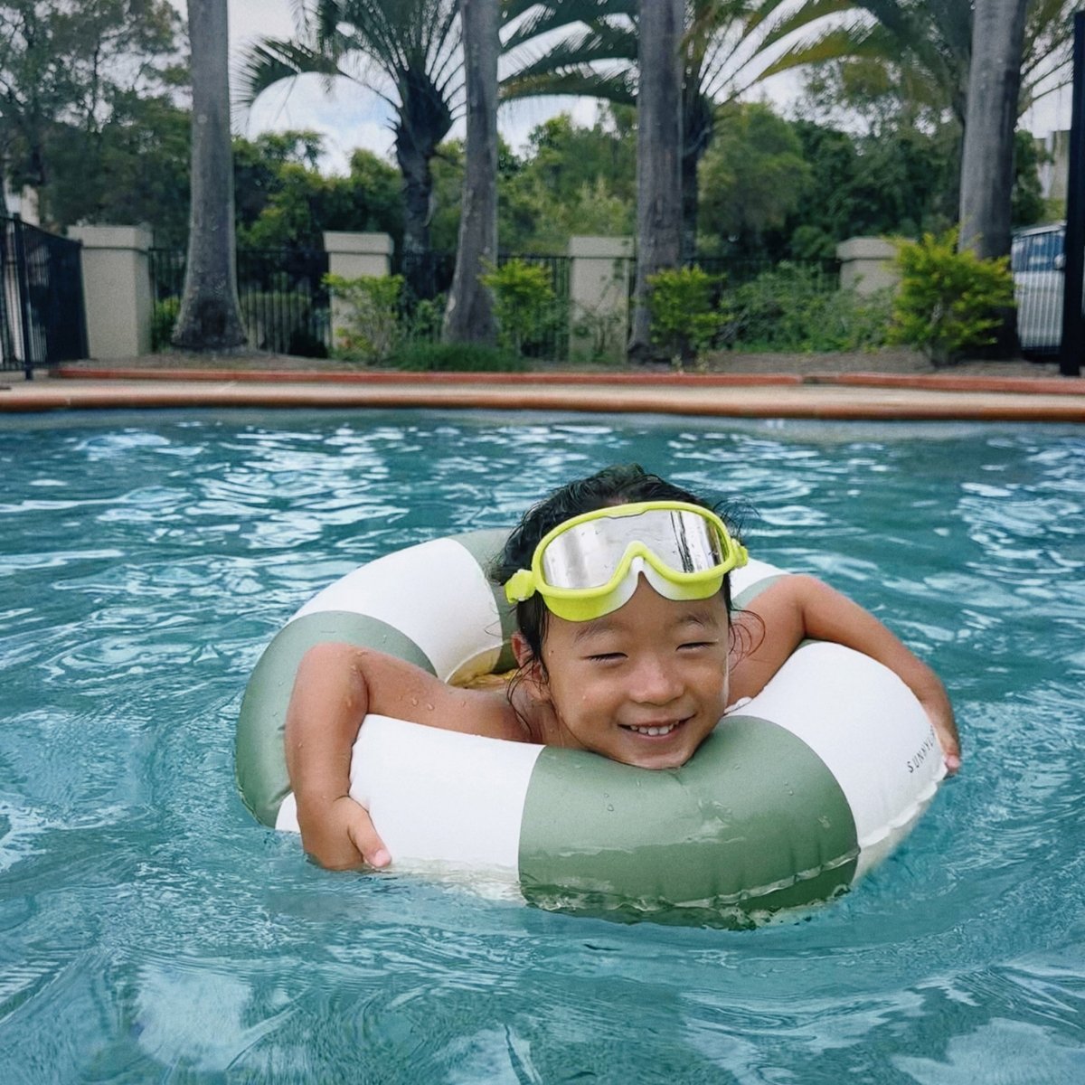 Mini Tube Pool Ring - Olive - SUNNYLiFE US