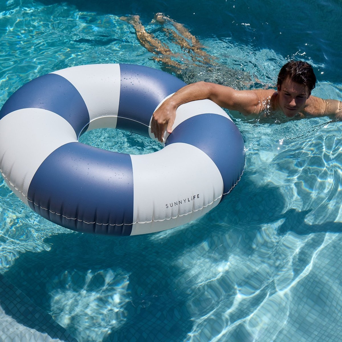 Pool Ring - Le Weekend - SUNNYLiFE US
