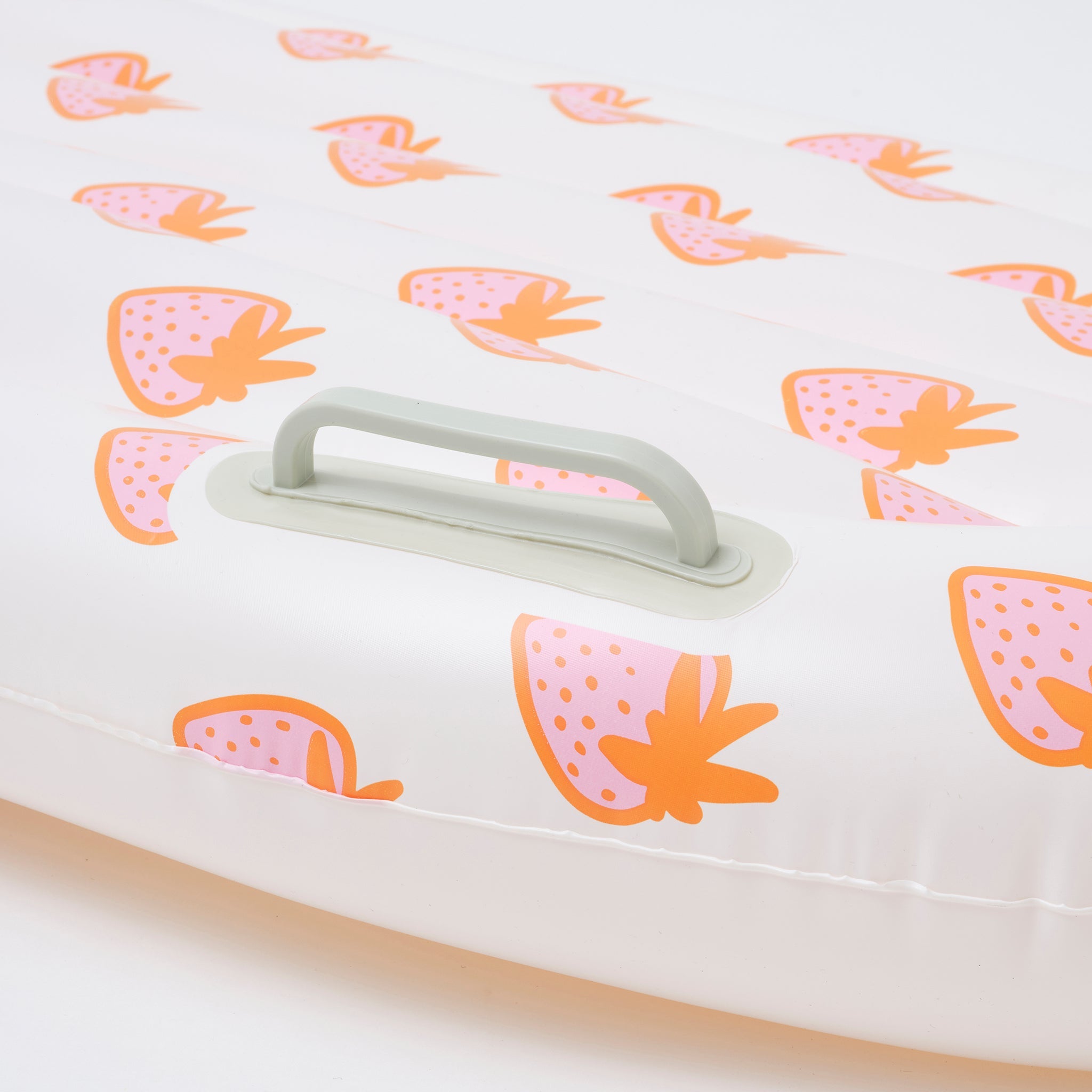 SUNNYLiFE | Inflatable Boogie Board | Sea Seeker Strawberry