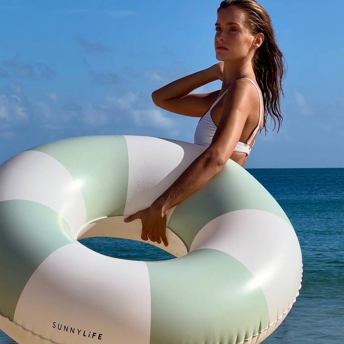 Tube Pool Ring - The Vacay - SUNNYLiFE US